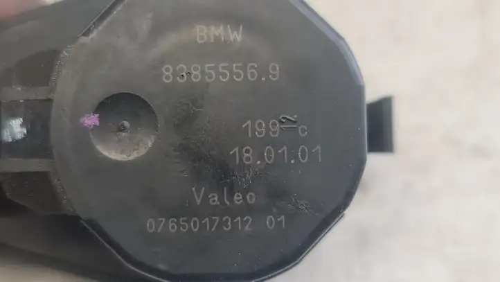 BMW 5 E39 (1996 - 2003) 83855569 Двигатель задвижки потока воздуха — фото 3