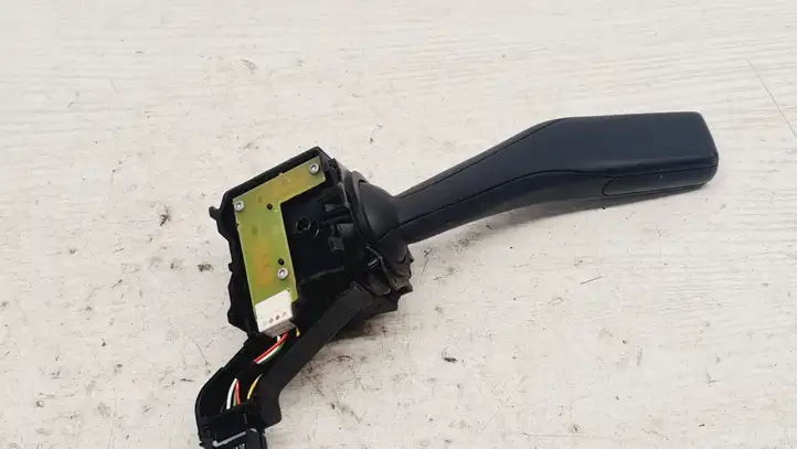 Volkswagen Golf V (2003 - 2009) 1K0953513 Подрулевой переключатель — фото 2