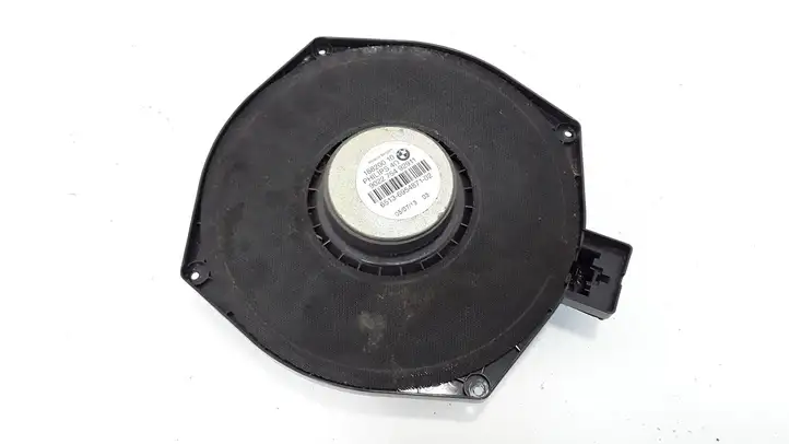 BMW 3 E90 E91 (2005 - 2012) 18820010 Сабвуфер — фото 2