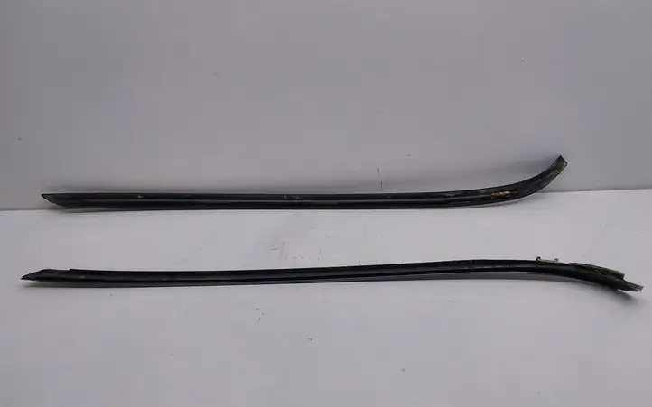 BMW 3 E90 E91 (2005 - 2012) 7179264 Накладка стоек лобового стекла — фото 2