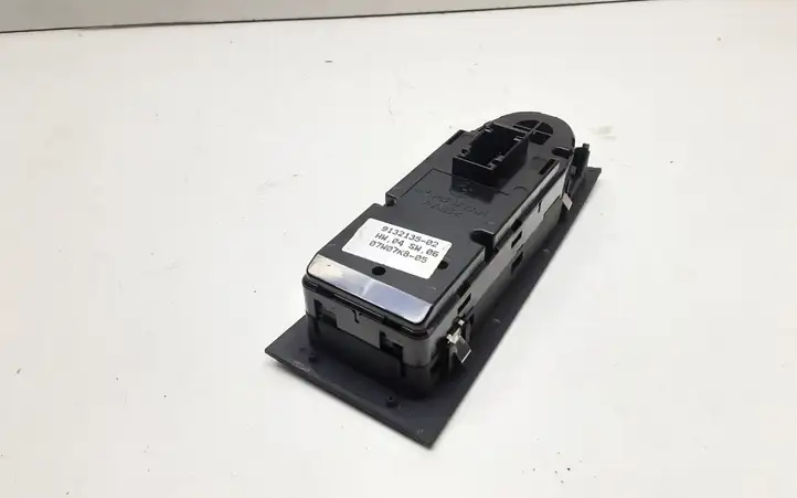 BMW 3 E90 E91 (2005 - 2012) 9132135 Кнопка стеклоподъемников — фото 2