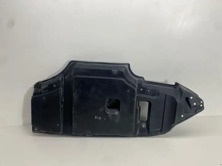Toyota Auris 150 (2006 - 2012) 5839902010 Защита двигателя — фото 3