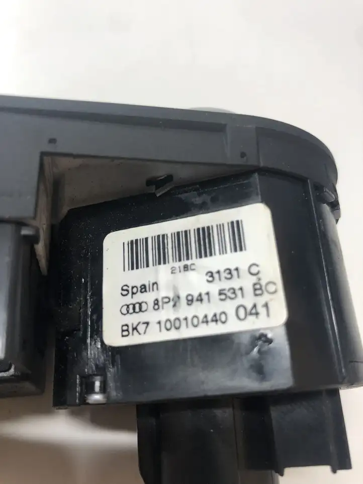 Audi A3/S3 8P (2008 - 2013) 8P2941531BC Включатель фонарей — фото 4
