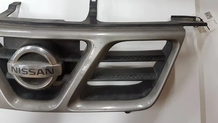 Nissan X-Trail T30 (2001 - 2007) 623108H700 Передняя решетка — фото 2