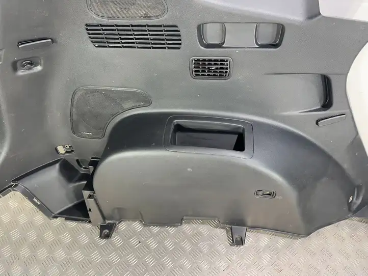 Hyundai Santa Fe (2018 - 2020)  85730S1200 Нижний отделочный щит бока багажника