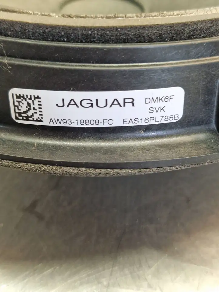 Jaguar XF (2007 - 2015) AW9318808FC Динамики передних дверей — фото 3