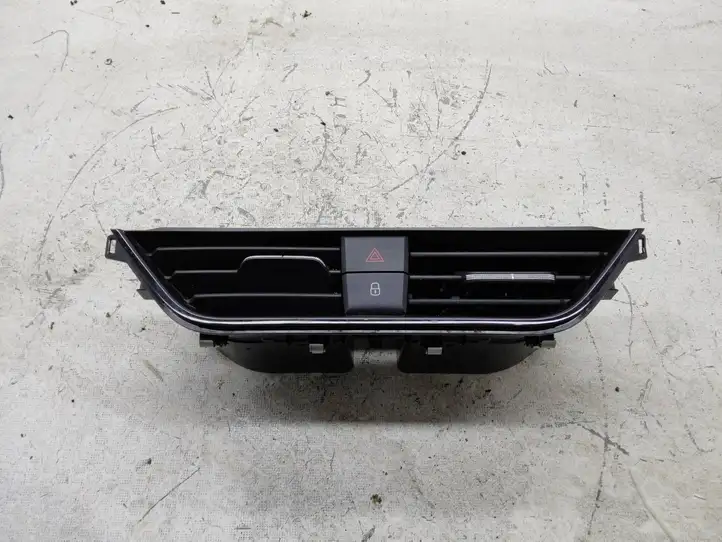 Skoda Kamiq (2019 - ) 654820951 Центральный воздушный дефлектор — фото 1
