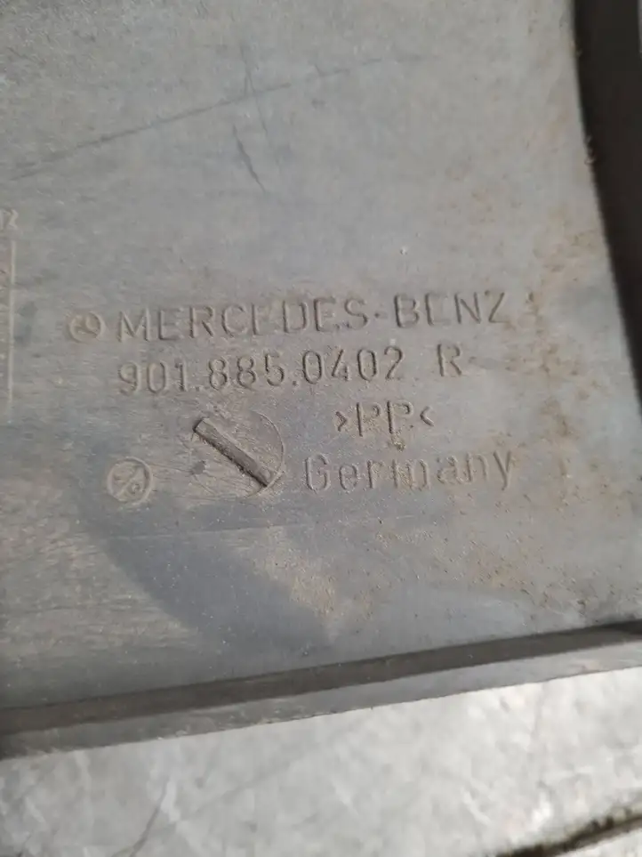 Mercedes-Benz Sprinter W901 W902 W903 W904 (1995 - 2007) 9018850402 Угловая часть заднего бампера — фото 3