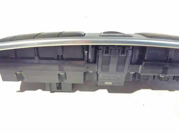 Mercedes-Benz C AMG W203 (2000 - 2007) 2038703410 Мултифункционный включатель управления / ручка — фото 2