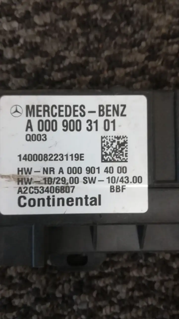 Mercedes-Benz Vito Viano W639 (2003 - 2010) A0009003101 Блок управления топливным насосом — фото 2