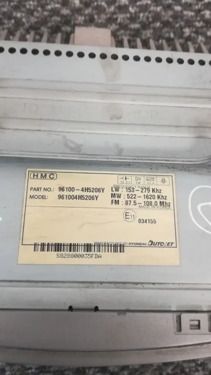 Hyundai H-1, Starex, Satellite (2007 - 2013) 961004H5206Y Магнитола / мультимедийная система — фото 2