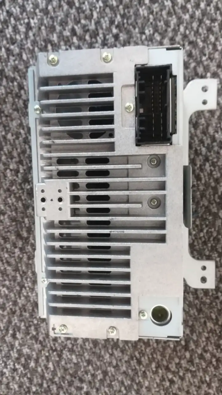 Hyundai H-1, Starex, Satellite (2007 - 2013) 961004H5206Y Магнитола / мультимедийная система — фото 3