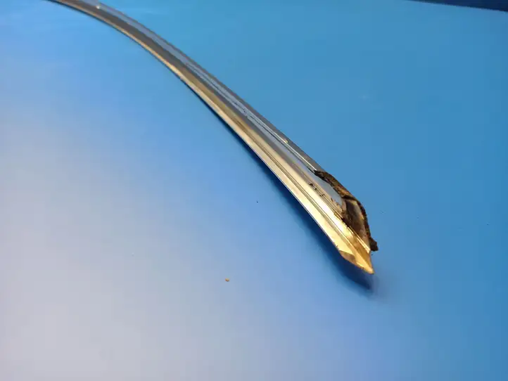 Mercedes-Benz CLS C219 (2003 - 2011)  A2196900139 Отделочная полоса крыши 