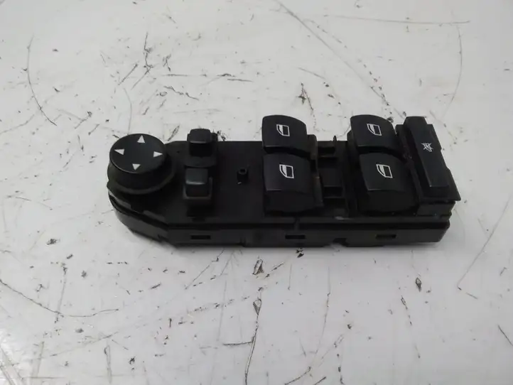 BMW 5 E60 E61 (2004 - 2010) 6939115 Кнопка стеклоподъемников — фото 3