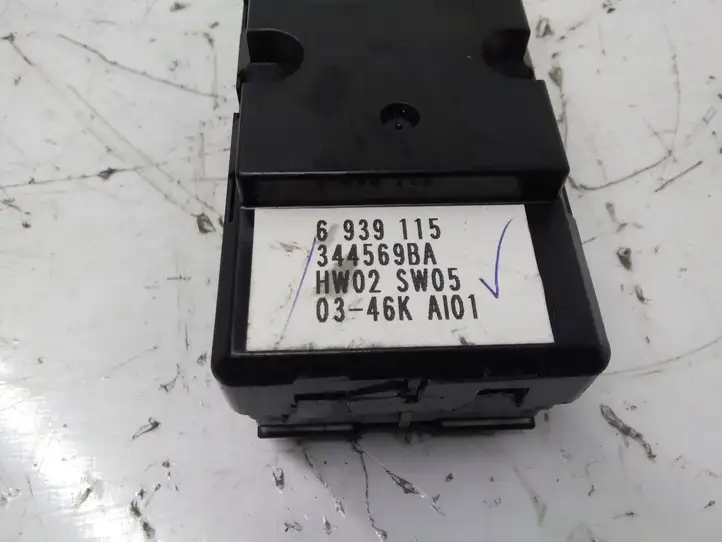 BMW 5 E60 E61 (2004 - 2010) 6939115 Кнопка стеклоподъемников — фото 5