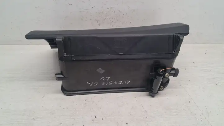 Toyota Avensis T220 (2000 - 2003) 5555005030 Бардачок в сборе — фото 3