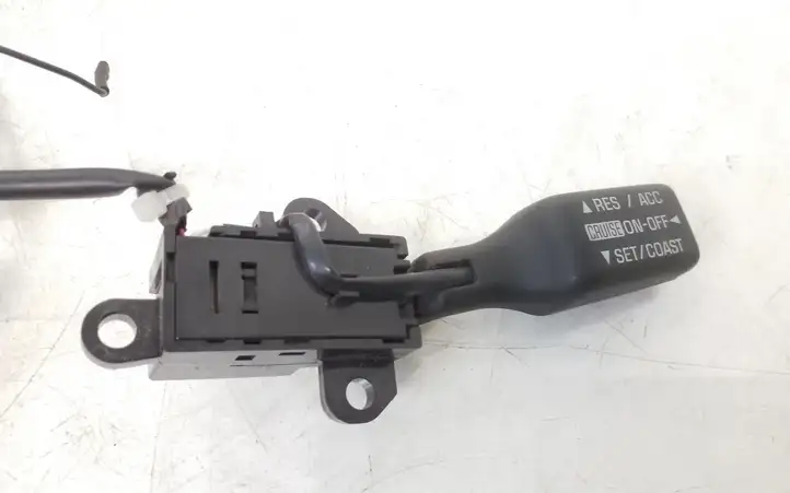 Toyota Avensis T250 (2006 - 2009) 75B596 Кнопки на рулевом колесе — фото 6