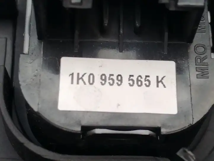 Volkswagen PASSAT B6 (2005 - 2010) 1K4959857B Блок кнопок стеклоподъемников — фото 4
