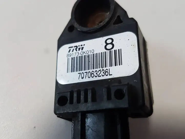 Toyota Hilux (AN10, AN20, AN30) (2008 - 2011) 891730K010 Датчик удара SRS — фото 5