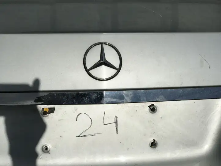 Mercedes-Benz E W212 (2009 - 2016) Крышка багажника — фото 14