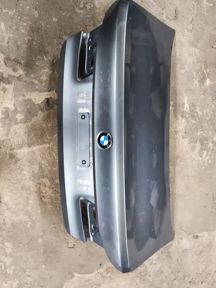 BMW 5 G30 G31 (2016 - ) Крышка багажника — фото 6