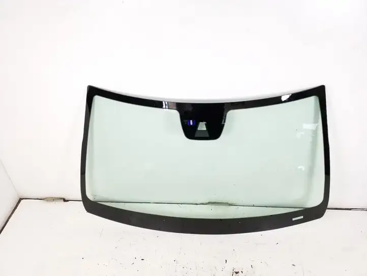 Mercedes-Benz E C207 W207 (2009 - 2017) A2076702701 Переднее стекло — фото 1