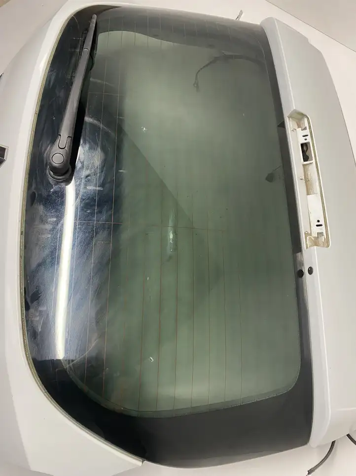 Renault Laguna III (2007 - 2015) Крышка багажника — фото 10