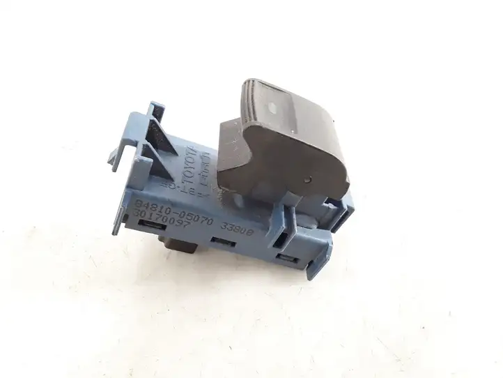Toyota Avensis T270 (2009 - 2012) 8481005070 Блок кнопок стеклоподъемников — фото 2
