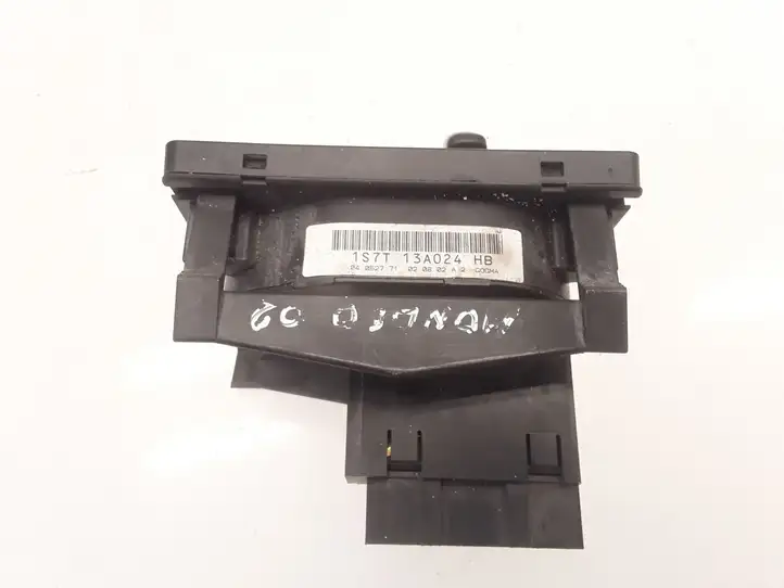 Ford Mondeo Mk III (2000 - 2007) 1S7T13A024HB Включатель фонарей — фото 3