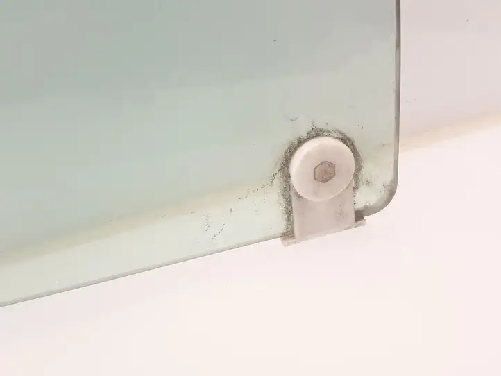 Alfa Romeo GT (2003 - 2010)  43R00049 Основное стекло передних дверей (двухдверного автомобиля)