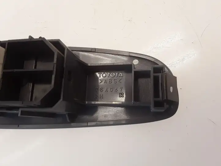 Toyota Previa (XR30, XR40) II (2000 - 2006) 76A047 Блок кнопок стеклоподъемников — фото 1
