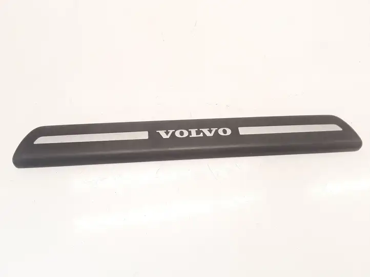 Volvo S40 (2004 - 2007) 08622671 Внутренняя отделка переднего порога — фото 1