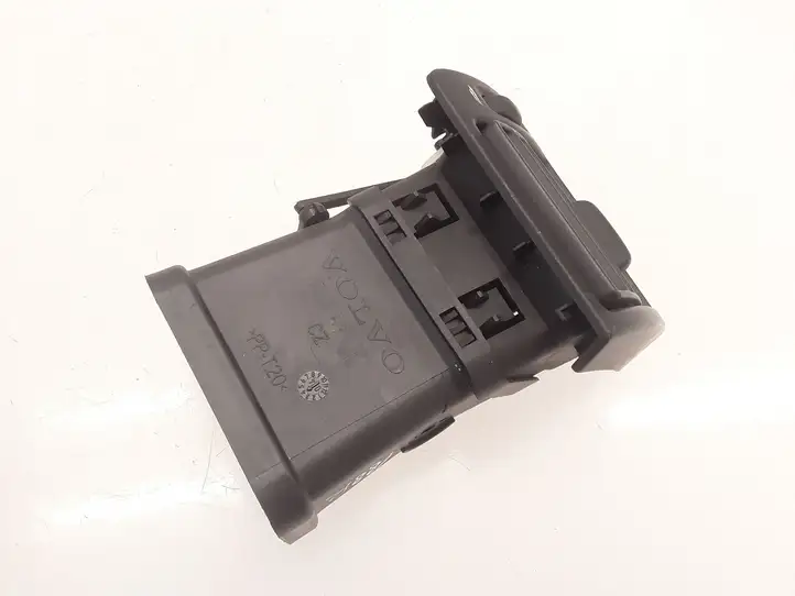 Volvo S40 (2004 - 2007) Y011030 Боковой воздушный дефлектор — фото 4