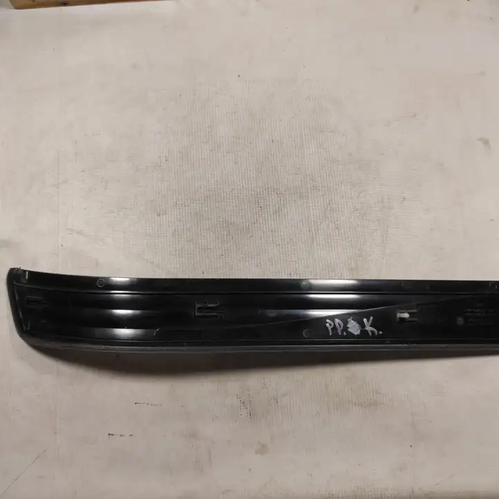 BMW 5 E60 E61 (2004 - 2010) 51477034303 Наружная отделка переднего порога — фото 3