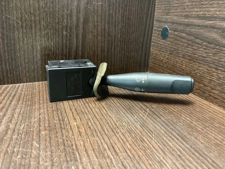 Citroen Berlingo (2003 - 2007) 61580002 Переключатель стеклоочистителей — фото 3