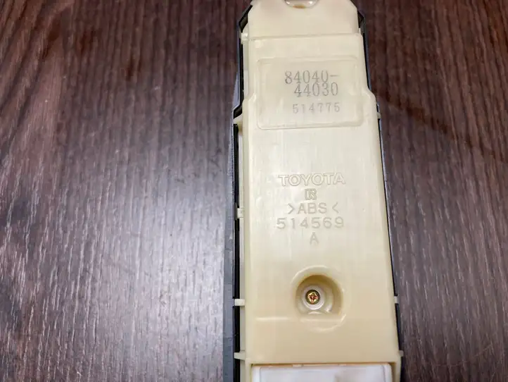 Toyota Avensis Verso (1995 - 2001) 7423244130 Блок кнопок стеклоподъемников — фото 6