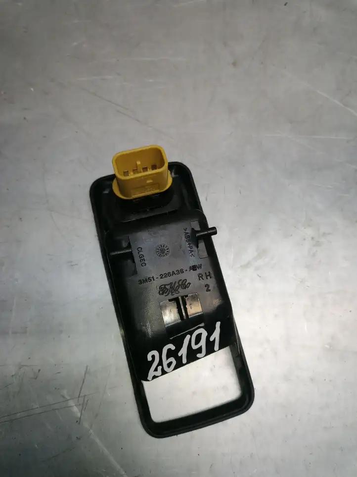 Ford Focus (2008 - 2011) 3M51226A36ABW Кнопка стеклоподъемников — фото 2