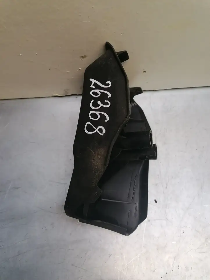 Toyota Prius (XW10) (1997 - 2003) 5819247010 Подставка для ноги — фото 2