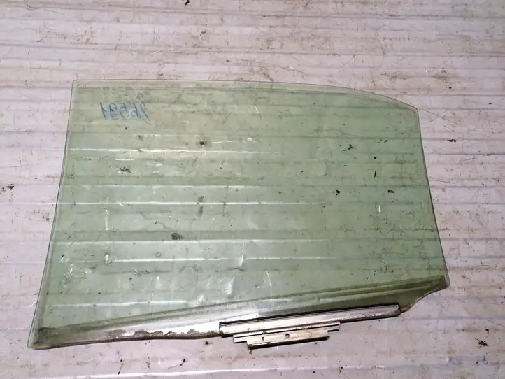 Toyota Prius (XW10) (1997 - 2003) 270361209 Стекло задней двери — фото 3