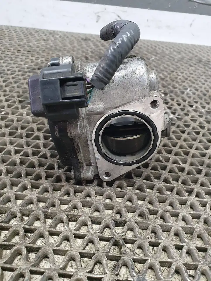 Nissan Juke I F15 (2010 - 2018) 161A09794R Дроссельная заслонка — фото 3