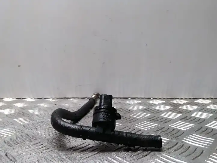 Volkswagen Crafter (2006 - 2016) 038906081B Трубка топливной системы — фото 1