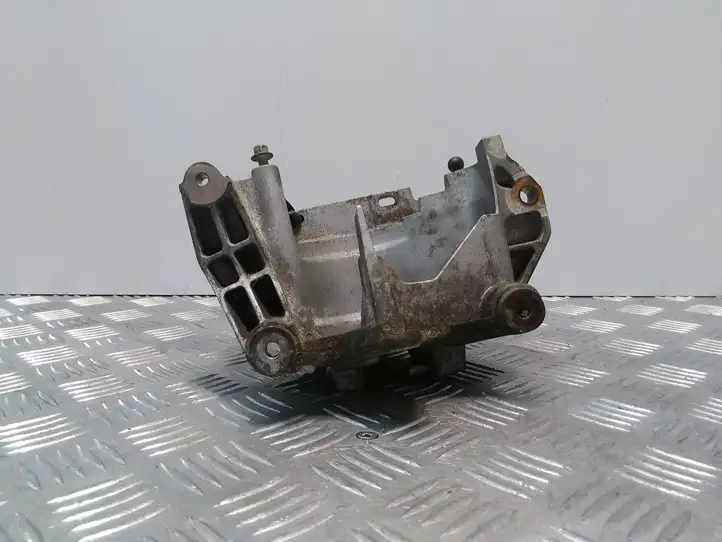 Ford Mondeo MK V (2014 - ) 9804498180 Кронштейн топливного фильтра — фото 1