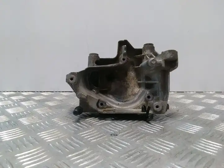 Ford Mondeo MK V (2014 - ) 9804498180 Кронштейн топливного фильтра — фото 2