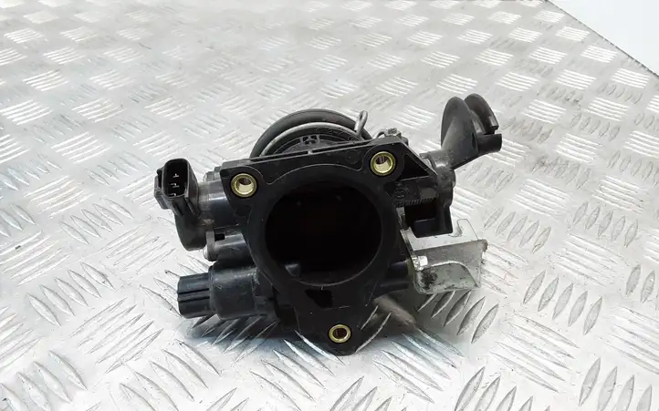 Toyota Aygo AB10 (2005 - 2008) 8945252011 Дроссельная заслонка — фото 2