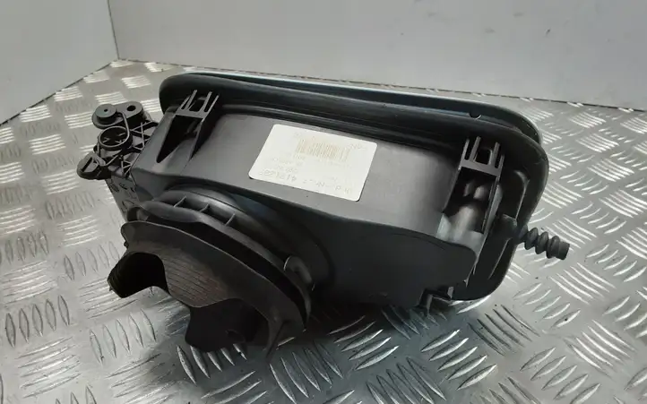 BMW 5 F10 F11 (2009 - 2016) 7204365 Крышка топливного бака — фото 2