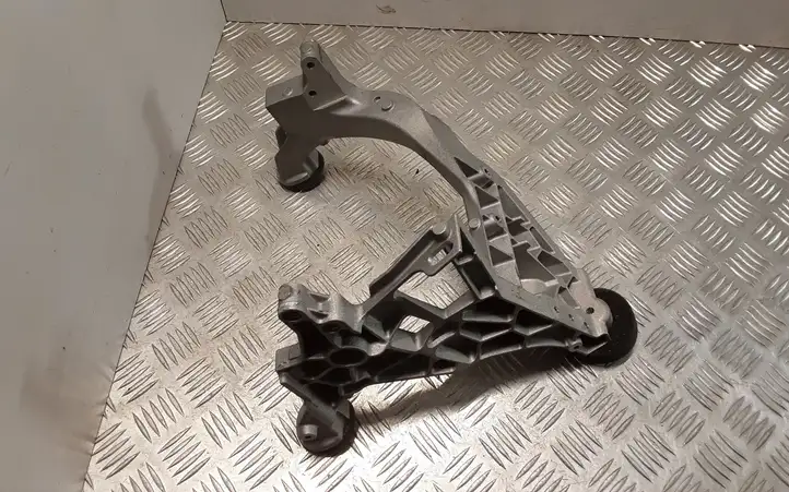 BMW 5 F10 F11 (2009 - 2016) 6140831 Кронштейн рулевой колонки — фото 3