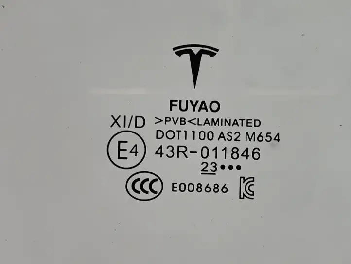 Tesla Model Y (2019 - 2024) 163430700C Стекло передней двери — фото 4