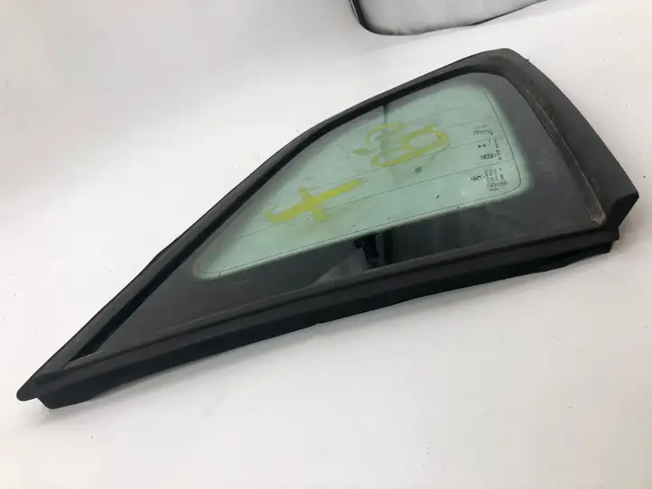 BMW X1 U11 (2022 - ) 43r00048 Треугольное стекло кузова — фото 1