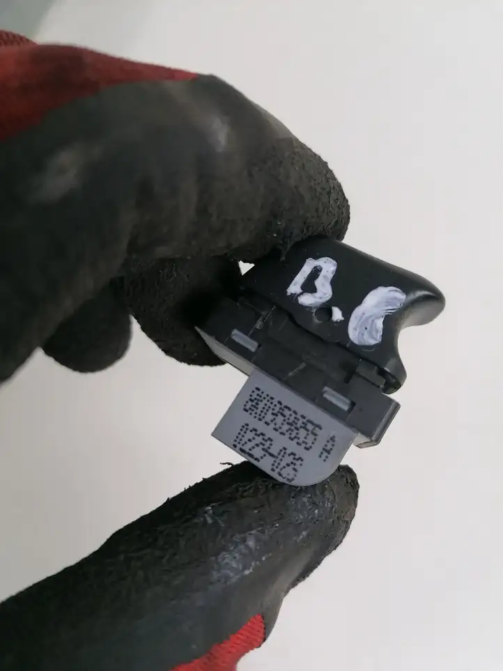 Audi A4 S4 B8 8K (2007 - 2011) 8K0959855A Кнопка стеклоподъемников — фото 3