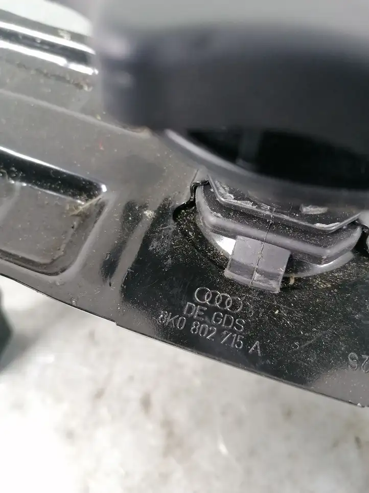 Audi A4 S4 B8 8K (2007 - 2011) 8K0802715A Болт крепления запасного колеса — фото 2